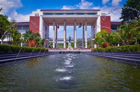 UP announces grading policy for the rest of AY 2021 .